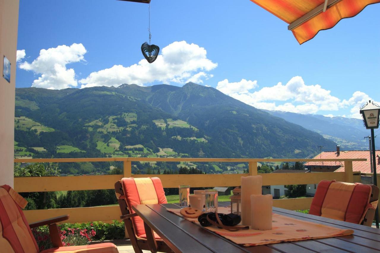 Hotel Pension Eichenhof Ried im Zillertal Exterior photo